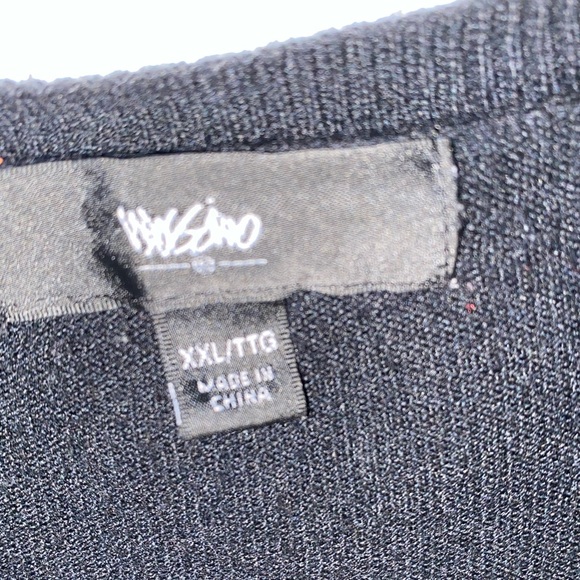 Sweater - Picture 4 of 4